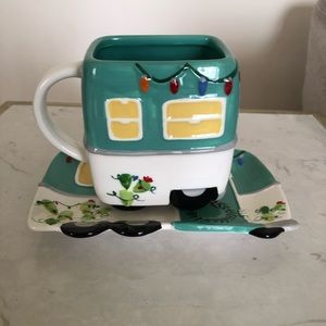 Retro Christmas Camper Mug & Matching plate